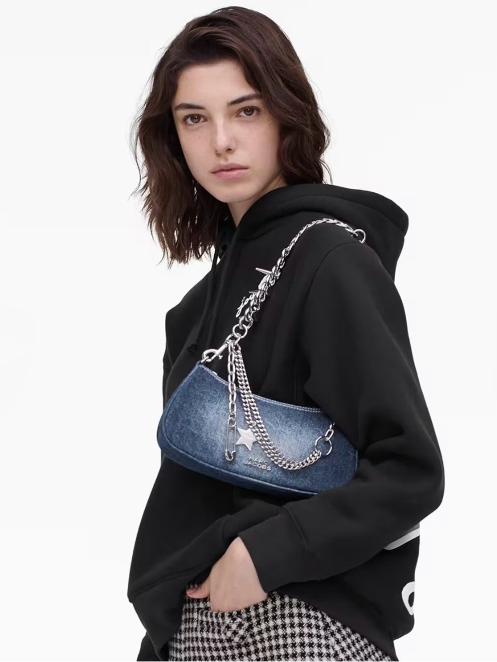 MARC JACOBS The Faded Denim Charm Shoulder Bag